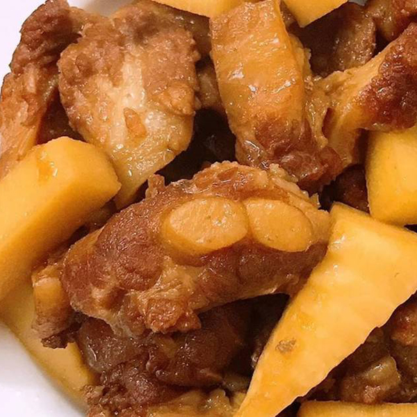 Sườn non kho măng